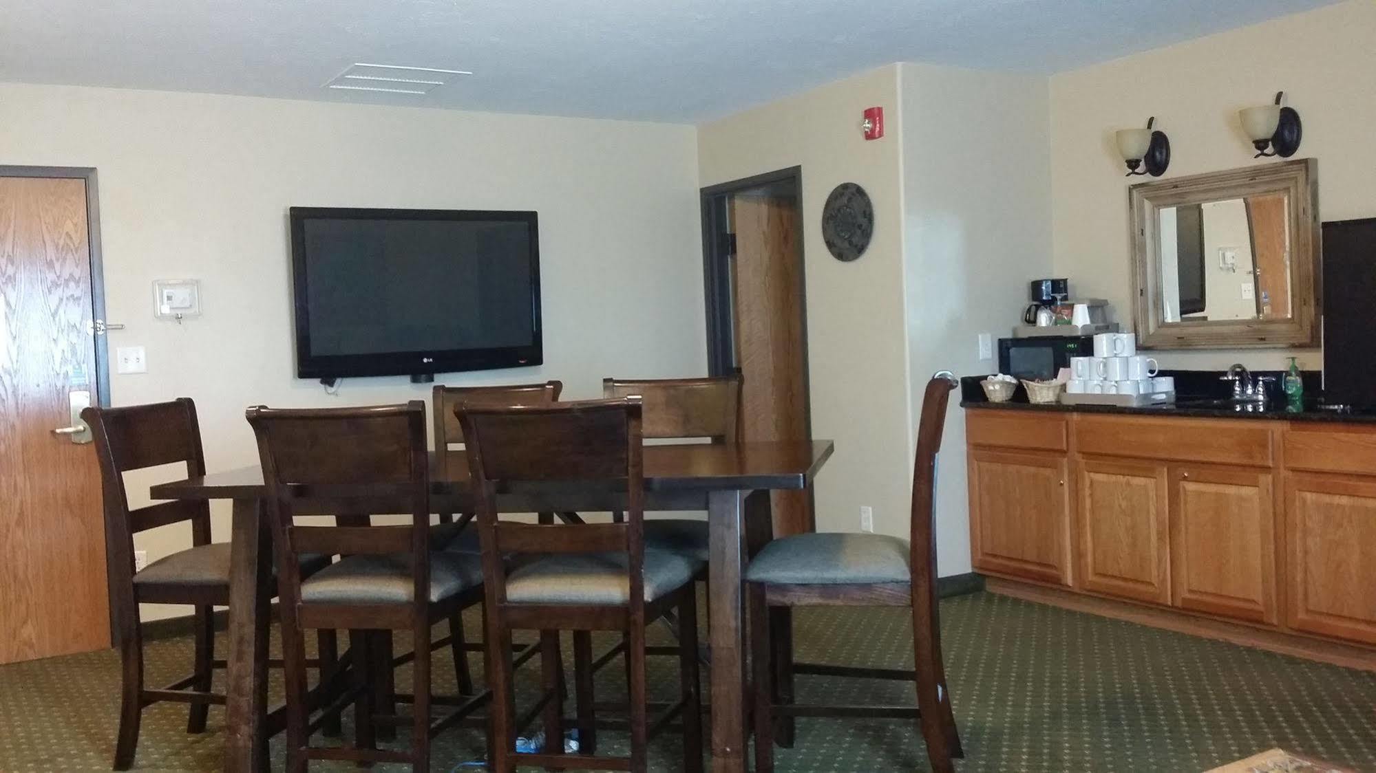 Blue Mountain Inn And Suites Rangely 외부 사진